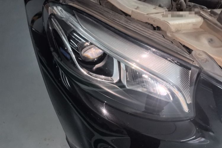 Used Mercedes-Benz GLC 2018 GLC 260 4MATIC Dynamic Edition Right Front Headlight
