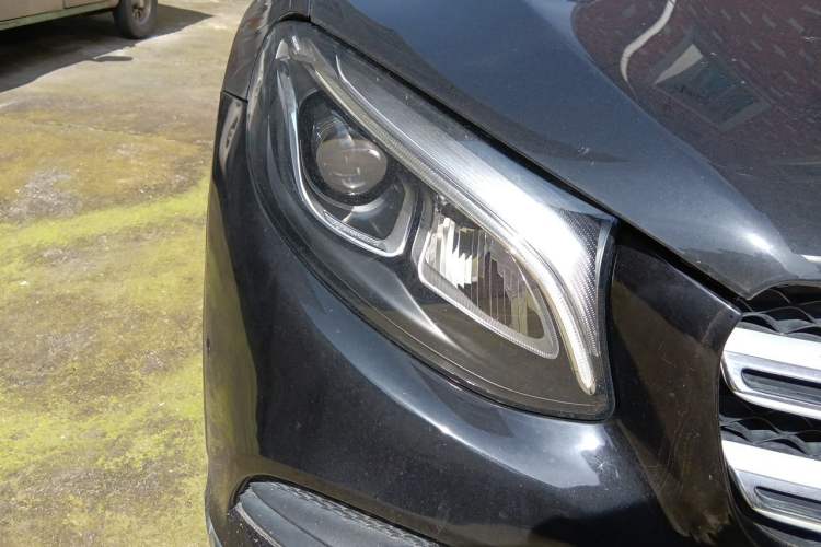 Used Mercedes-Benz GLC 2018 Facelifted GLC 260 4MATIC Dynamic Edition Right Front Headlight