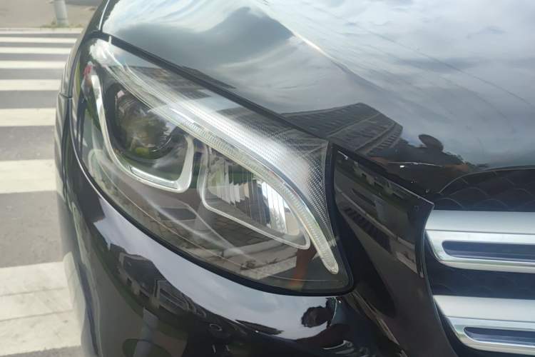 Used Mercedes-Benz GLC 2018 Facelifted GLC 260 4MATIC Dynamic Edition Right Front Headlight