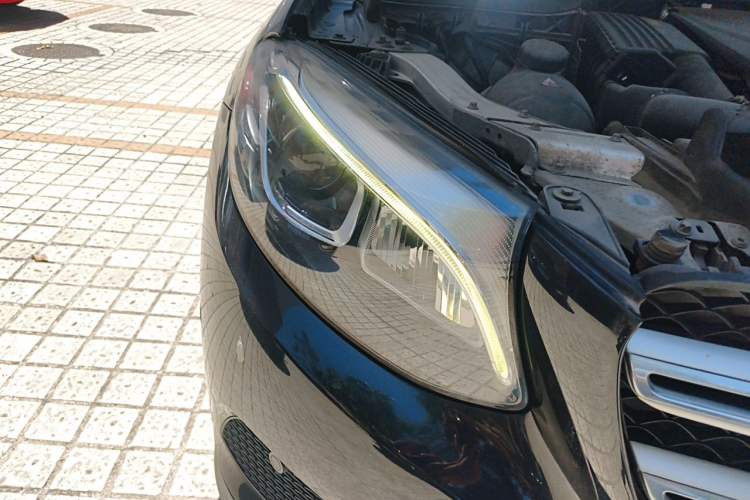 Used Mercedes-Benz GLC 2018 Facelift GLC 200 4MATIC Right Front Headlight