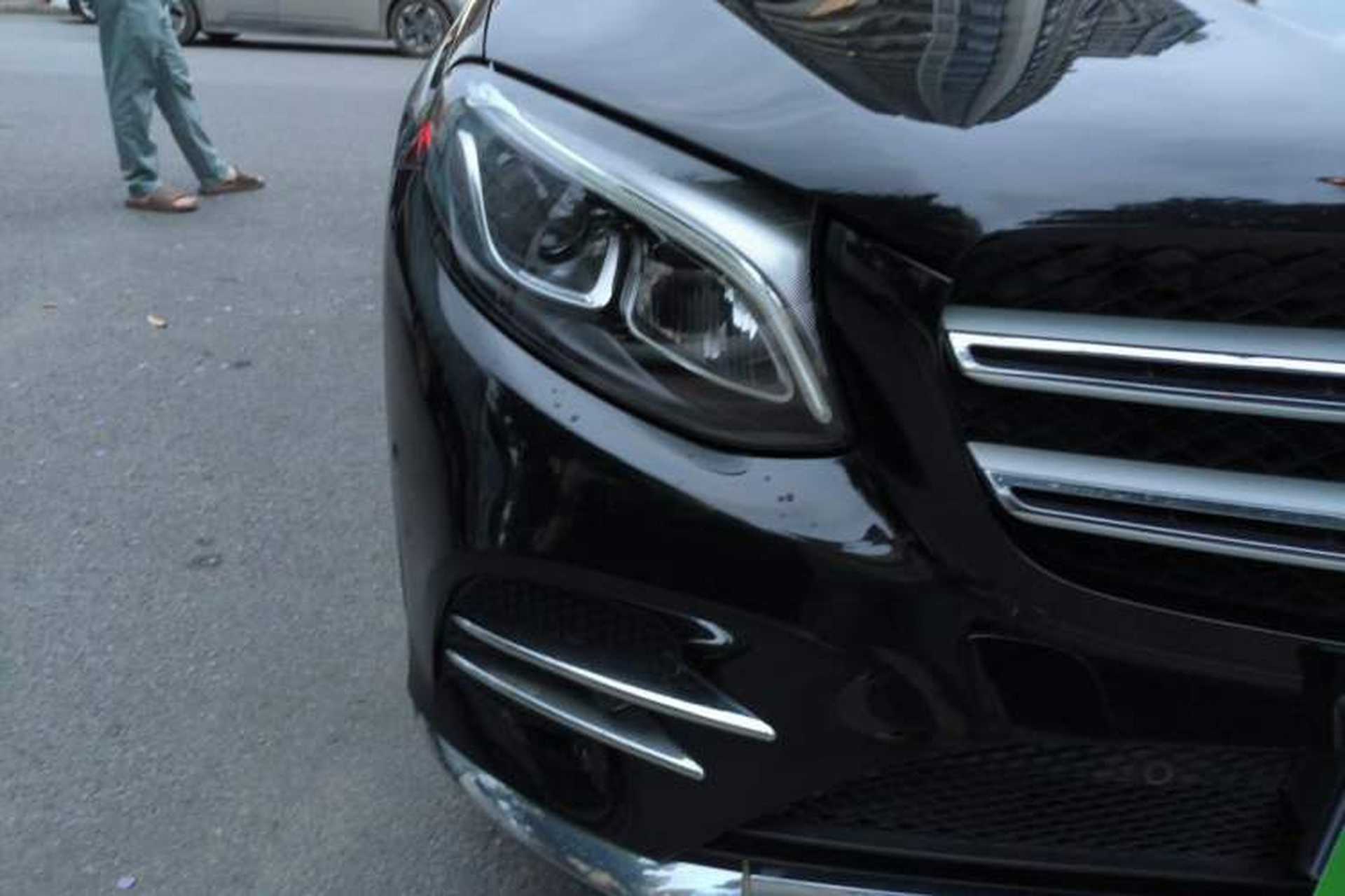 Used Mercedes-Benz GLC 2018 GLC 260 4MATIC Luxury Model Right Front Headlight