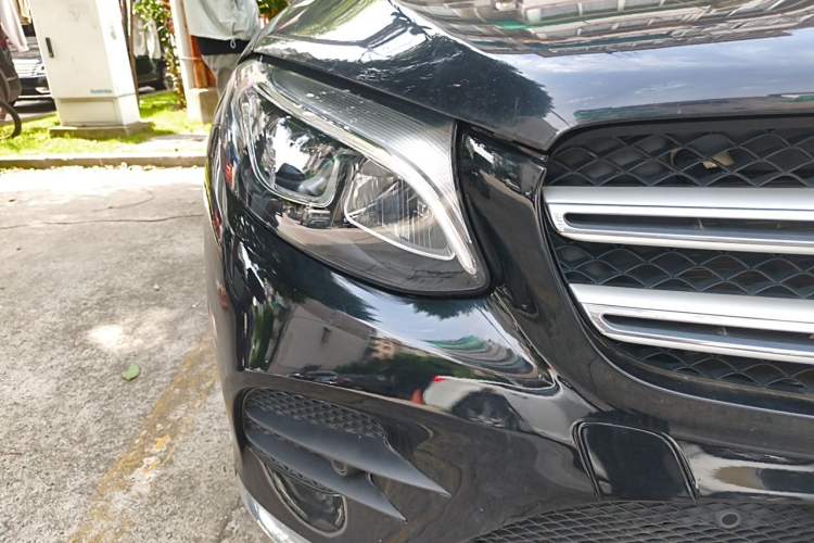 Used Mercedes-Benz GLC 2018 Facelift GLC 260 4MATIC Luxury Edition Right Front Headlight