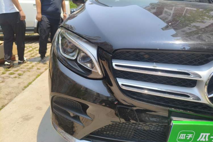 Used Mercedes-Benz GLC 2018 Facelift GLC 260 4MATIC Luxury Edition Right Front Headlight