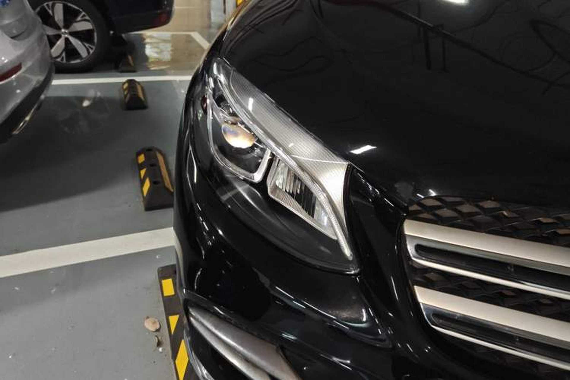 Used Mercedes-Benz GLC 2018 GLC 260 4MATIC Luxury Model Right Front Headlight