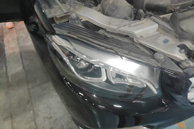 Used Mercedes-Benz GLC 2018 Facelifted GLC 260 4MATIC Dynamic Edition Right Front Headlight