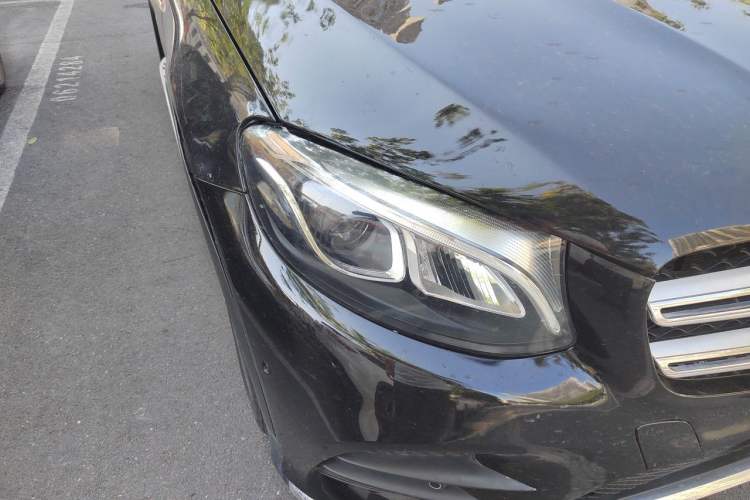 Used Mercedes-Benz GLC 2018 Facelifted GLC 260 4MATIC Dynamic Edition Right Front Headlight