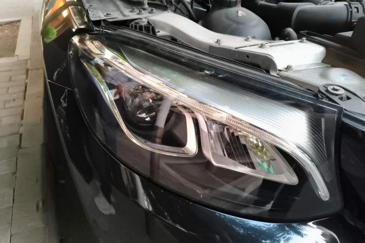 Used Mercedes-Benz GLC 2018 Facelift GLC 200 4MATIC Right Front Headlight