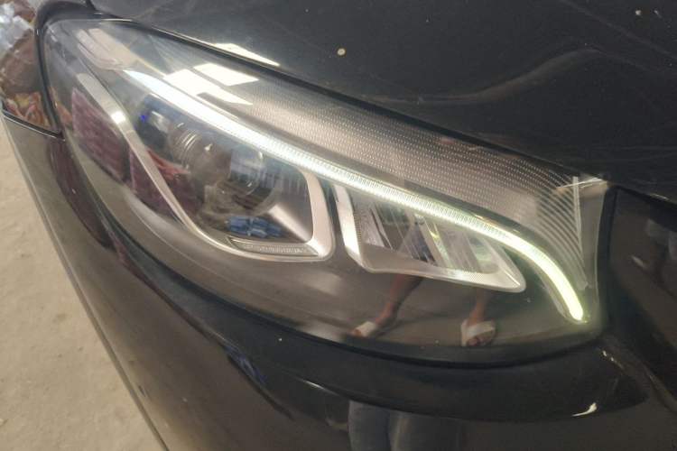 Used Mercedes-Benz GLC 2018 Facelift GLC 200 4MATIC Right Front Headlight