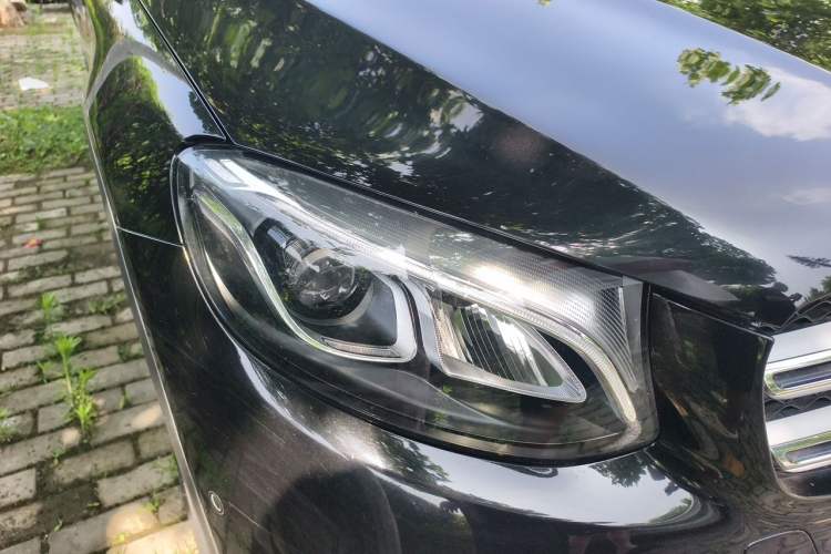 Used Mercedes-Benz GLC 2018 GLC 260 4MATIC Dynamic Edition Right Front Headlight