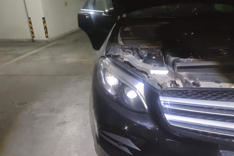 Used Mercedes-Benz GLC 2018 GLC 300 4MATIC Sport Edition Right Front Headlight