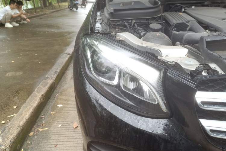 Used Mercedes-Benz GLC 2018 Facelifted GLC 260 4MATIC Dynamic Edition Right Front Headlight