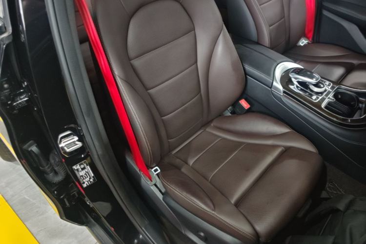 Used Mercedes-Benz GLC 2018 GLC 260 4MATIC Dynamic Edition Right Front Seat