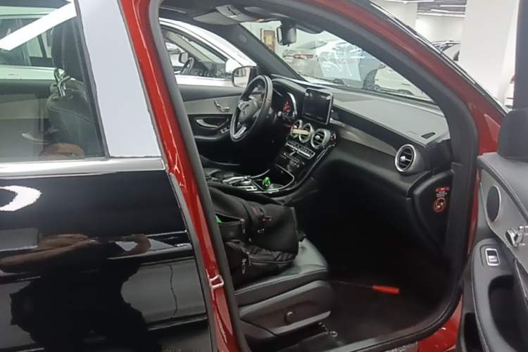 Used Mercedes-Benz GLC 2018 Facelift GLC 200 4MATIC Right Front Seat