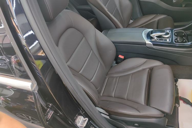 Used Mercedes-Benz GLC 2018 Facelift GLC 200 4MATIC Right Front Seat