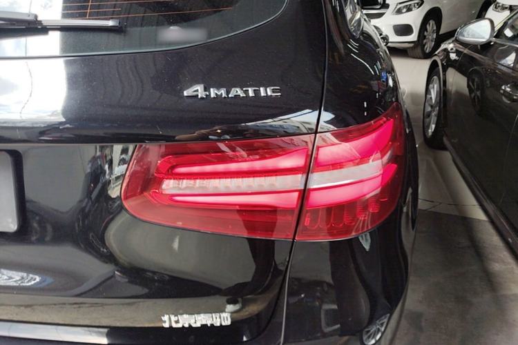 Used Mercedes-Benz GLC 2018 Facelift GLC 260 4MATIC Luxury Edition Right Rear Taillight