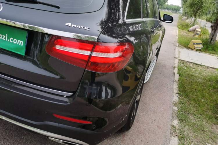 Used Mercedes-Benz GLC 2018 GLC 260 4MATIC Luxury Model Right Rear Taillight