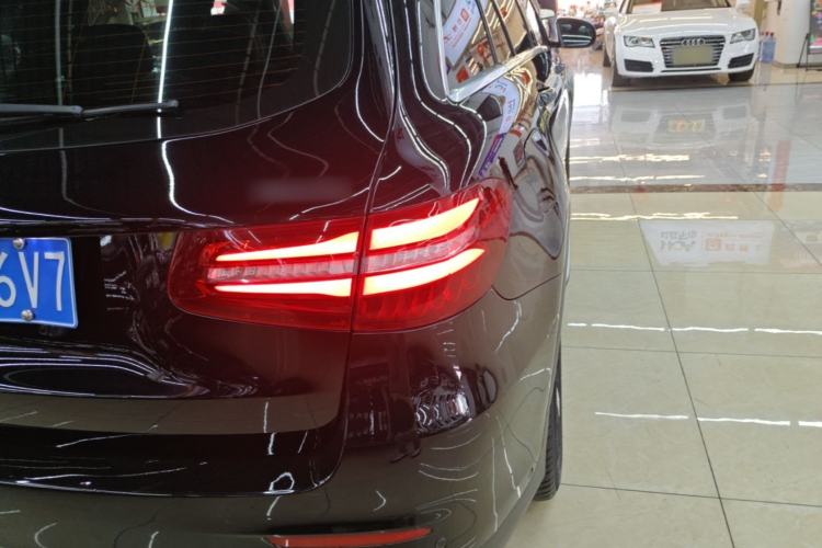 Used Mercedes-Benz GLC 2018 Facelift GLC 260 4MATIC Luxury Edition Right Rear Taillight