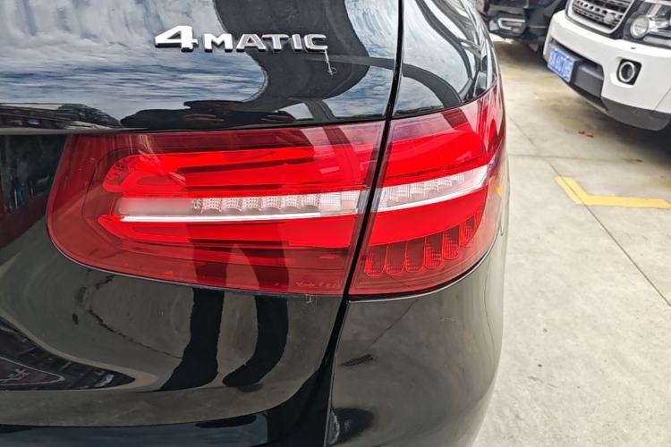 Used Mercedes-Benz GLC 2018 Facelift GLC 260 4MATIC Luxury Edition Right Rear Taillight