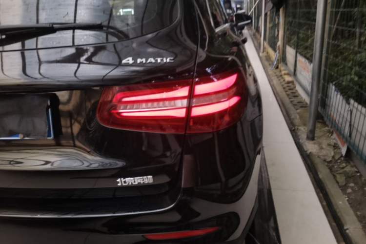 Used Mercedes-Benz GLC 2018 Facelift GLC 260 4MATIC Luxury Edition Right Rear Taillight
