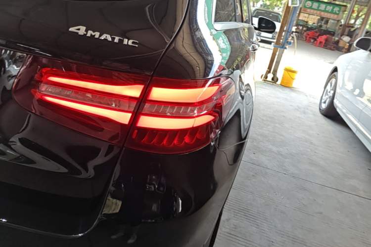 Used Mercedes-Benz GLC 2018 Facelifted GLC 260 4MATIC Dynamic Edition Right Rear Taillight