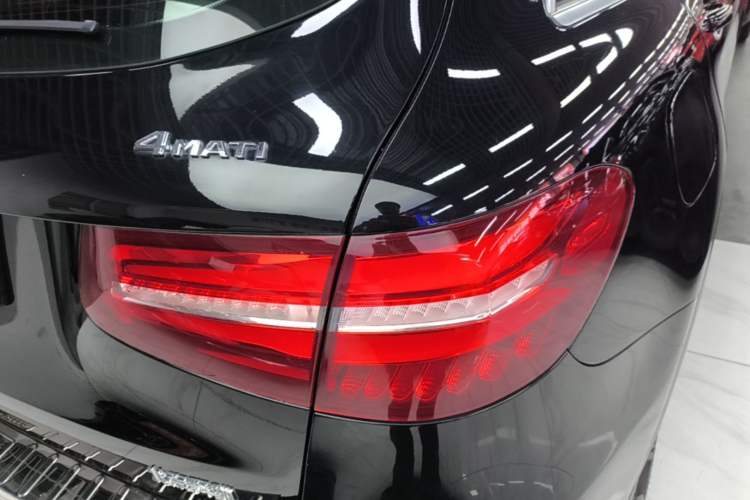 Used Mercedes-Benz GLC 2018 Facelift GLC 260 4MATIC Luxury Edition Right Rear Taillight