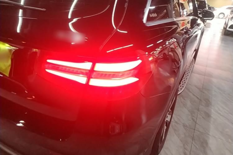 Used Mercedes-Benz GLC 2018 GLC 260 4MATIC Luxury Model Right Rear Taillight