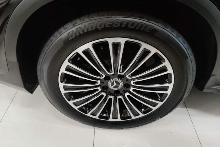 Used Mercedes-Benz GLC 2018 GLC 260 4MATIC Dynamic Edition Right Rear Wheel Hub