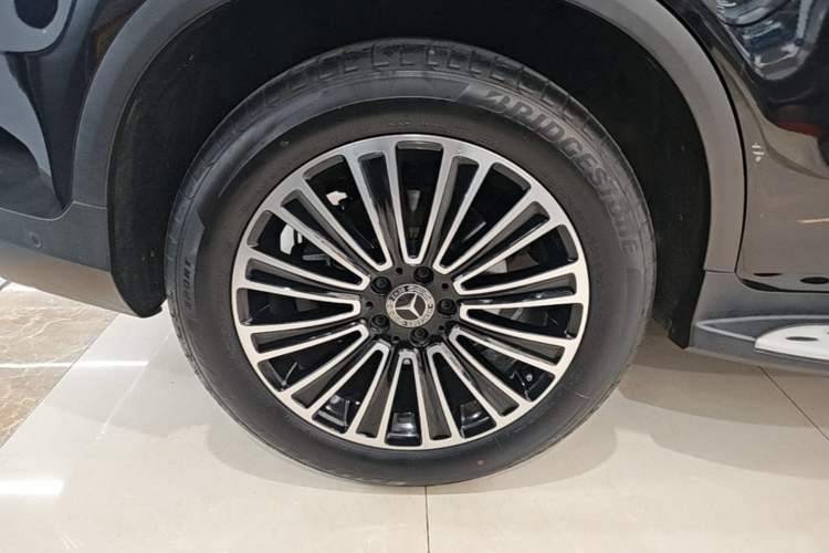 Used Mercedes-Benz GLC 2018 Facelift GLC 200 4MATIC Right Rear Wheel Hub
