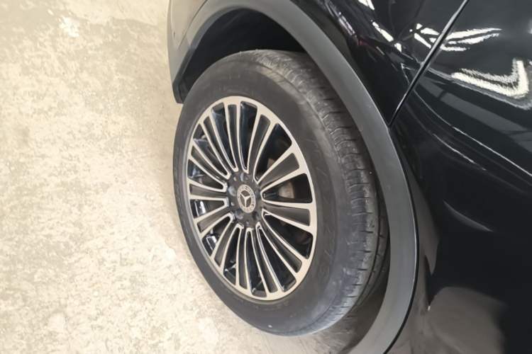 Used Mercedes-Benz GLC 2018 Facelifted GLC 260 4MATIC Dynamic Edition Right Rear Wheel Hub
