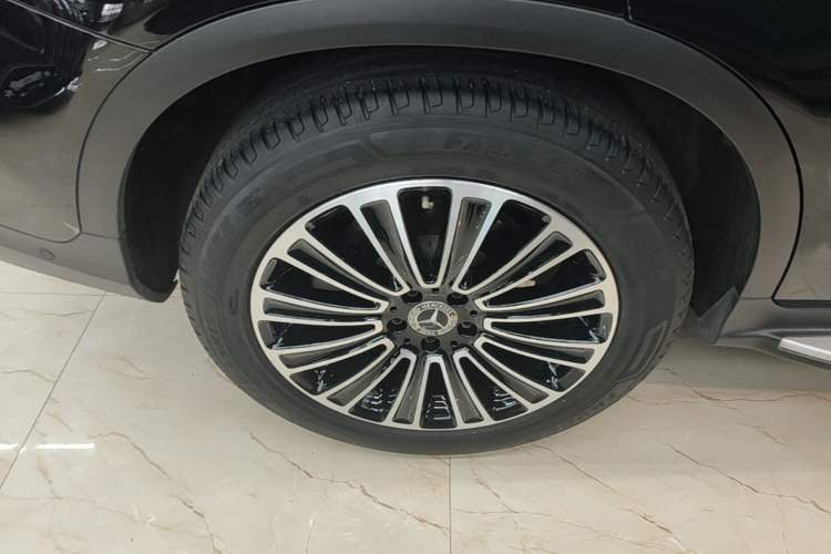 Used Mercedes-Benz GLC 2018 Facelift GLC 200 4MATIC Right Rear Wheel Hub
