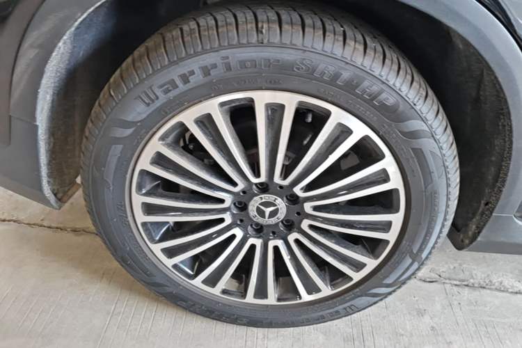 Used Mercedes-Benz GLC 2018 Facelifted GLC 260 4MATIC Dynamic Edition Right Rear Wheel Hub