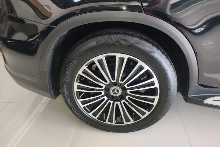 Used Mercedes-Benz GLC 2018 Facelifted GLC 260 4MATIC Dynamic Edition Right Rear Wheel Hub