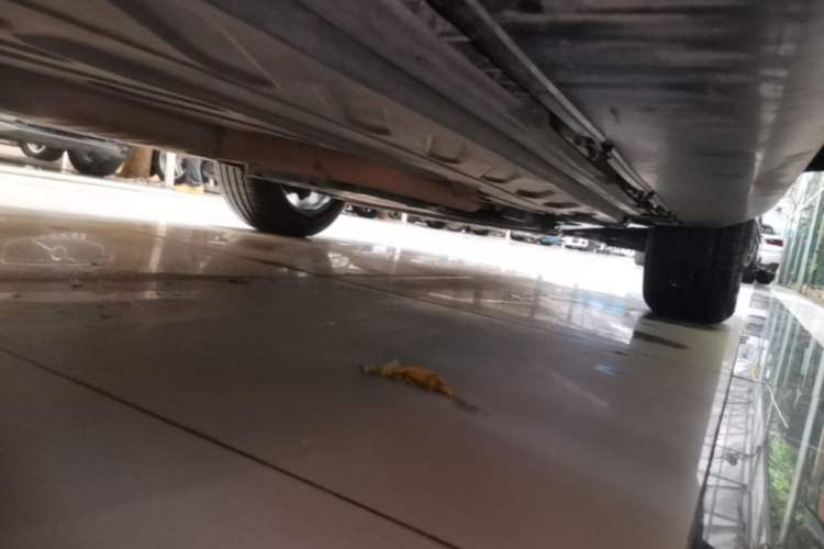 Used Mercedes-Benz GLC 2018 Facelift GLC 260 4MATIC Luxury Edition Right Side Sill