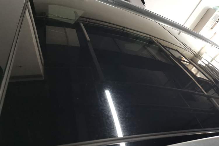 Used Mercedes-Benz GLC 2018 Facelift GLC 260 4MATIC Luxury Edition Roof