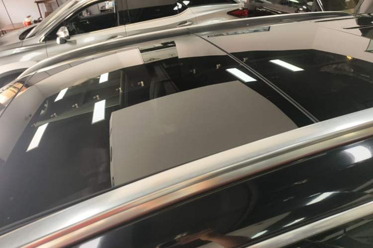 Used Mercedes-Benz GLC 2018 Facelifted GLC 260 4MATIC Dynamic Edition Roof