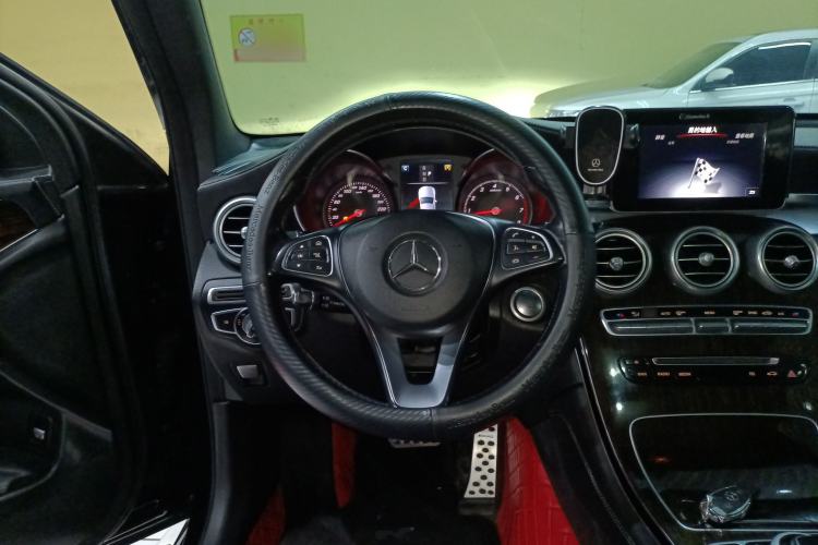 Used Mercedes-Benz GLC 2018 GLC 260 4MATIC Dynamic Edition Steering Wheel