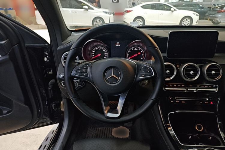 Used Mercedes-Benz GLC 2018 Facelift GLC 200 4MATIC Steering Wheel