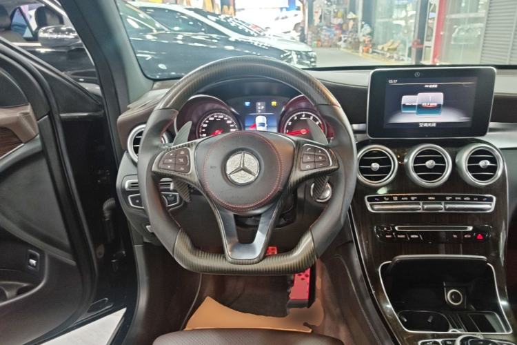 Used Mercedes-Benz GLC 2018 GLC 260 4MATIC Dynamic Edition Steering Wheel