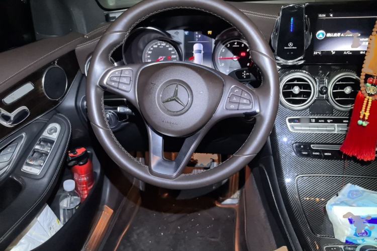 Used Mercedes-Benz GLC 2018 Facelifted GLC 260 4MATIC Dynamic Edition Steering Wheel