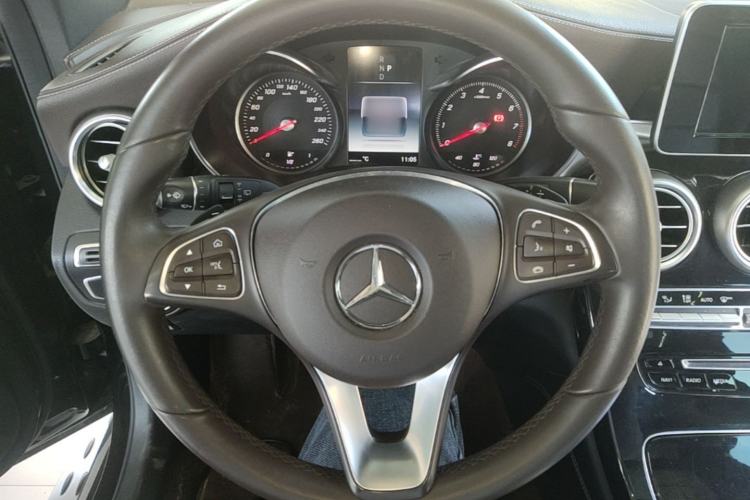 Used Mercedes-Benz GLC 2018 Facelift GLC 200 4MATIC Steering Wheel