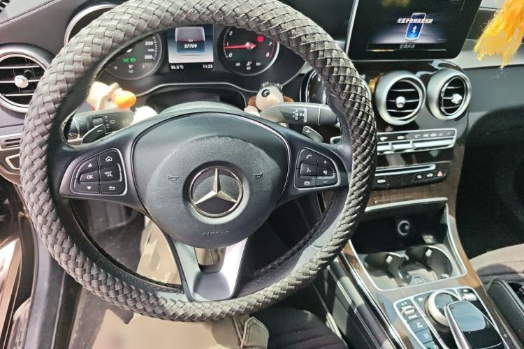 Used Mercedes-Benz GLC 2018 Facelifted GLC 260 4MATIC Dynamic Edition Steering Wheel