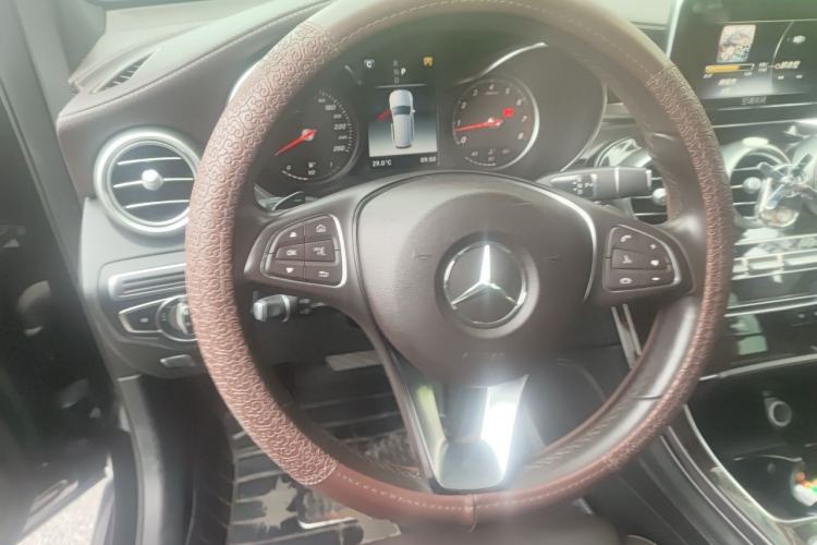 Used Mercedes-Benz GLC 2018 Facelifted GLC 260 4MATIC Dynamic Edition Steering Wheel