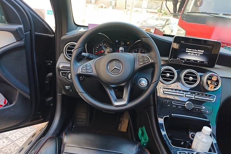 Used Mercedes-Benz GLC 2018 Facelift GLC 200 4MATIC Steering Wheel