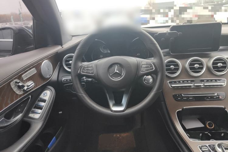 Used Mercedes-Benz GLC 2018 GLC 300 4MATIC Sport Edition Steering Wheel
