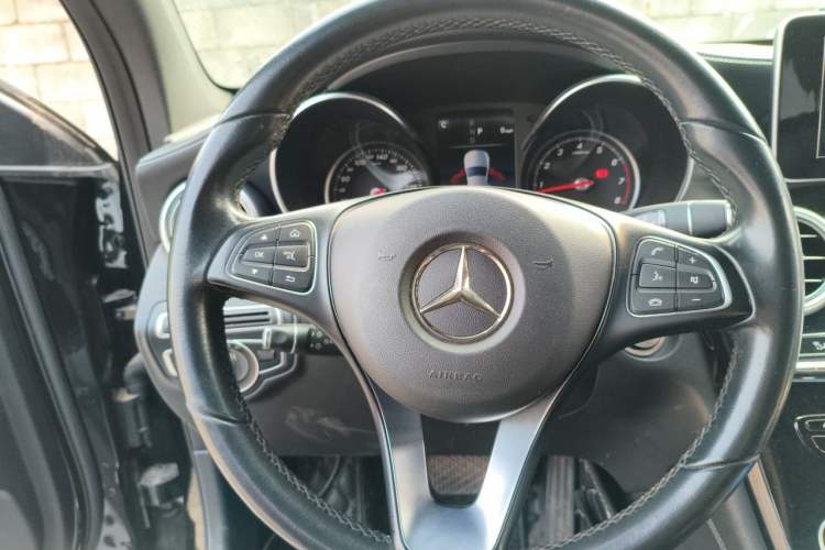 Used Mercedes-Benz GLC 2018 GLC 200 4MATIC Steering Wheel