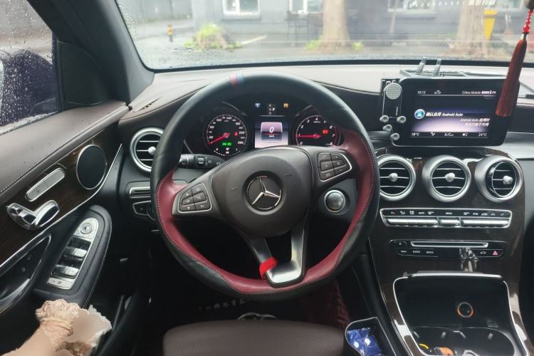 Used Mercedes-Benz GLC 2018 Facelifted GLC 260 4MATIC Dynamic Edition Steering Wheel