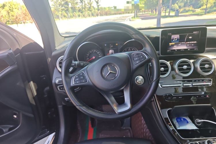 Used Mercedes-Benz GLC 2018 GLC 260 4MATIC Dynamic Edition Steering Wheel