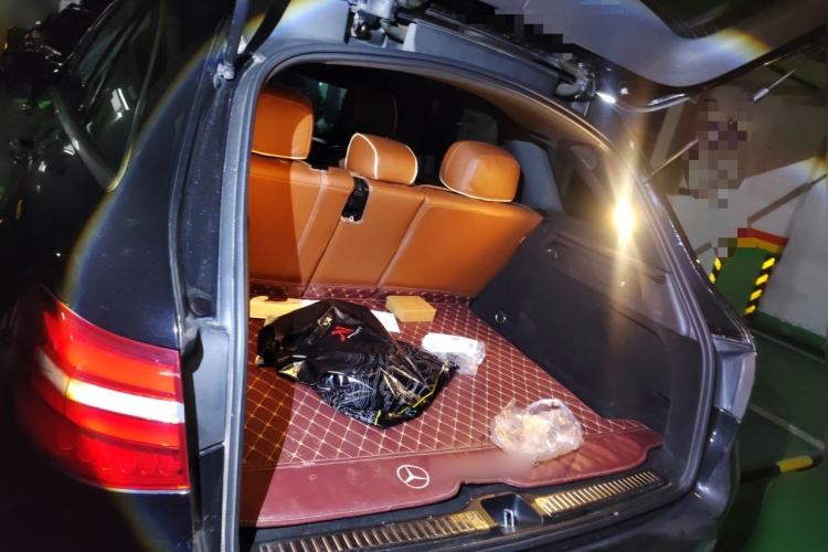 Used Mercedes-Benz GLC 2018 GLC 260 4MATIC Luxury Model Trunk