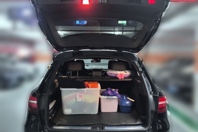 Used Mercedes-Benz GLC 2018 GLC 260 4MATIC Dynamic Edition Trunk