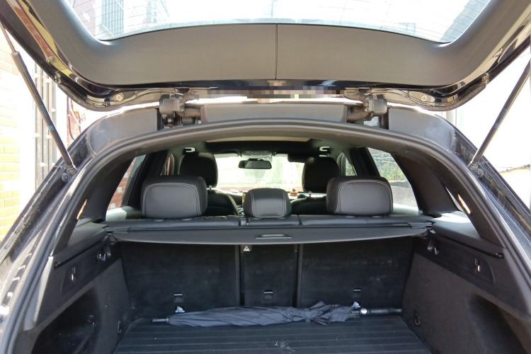 Used Mercedes-Benz GLC 2018 Facelifted GLC 260 4MATIC Dynamic Edition Trunk